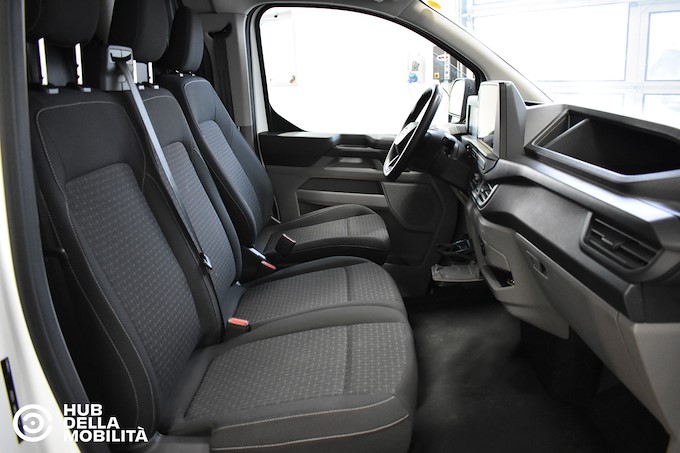 FORD Transit Custom 320 2.0 EcoBlue 136CV aut. AWD PC Furg. Trend
